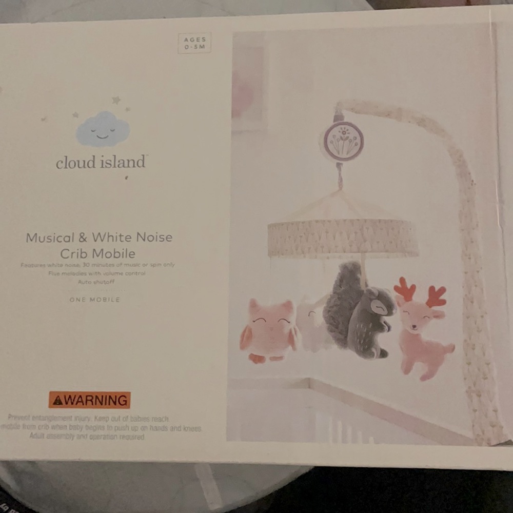 Cloud Island crib mobile